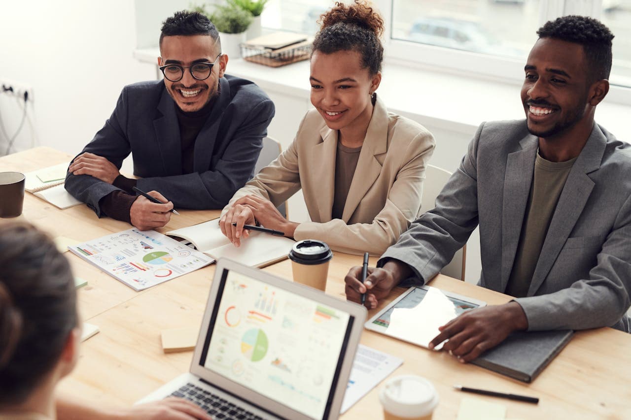 Workplace Visitor Policy: How to Scale and Enforce