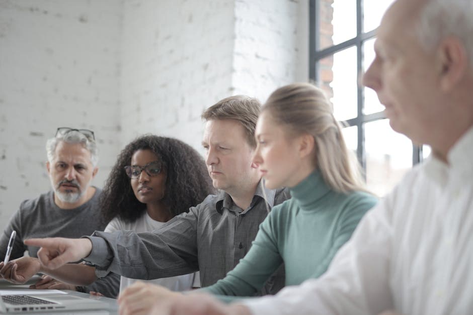 Embracing Desk Sharing: A Guide to Boosting Workplace