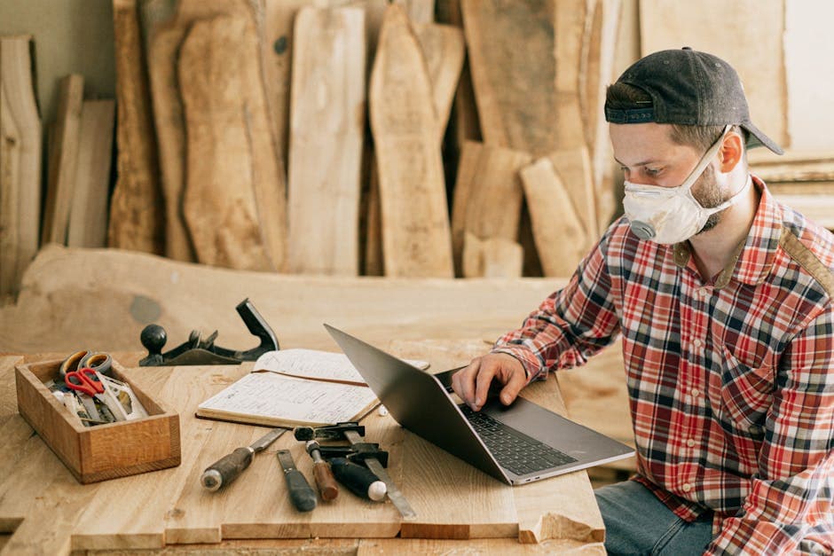 10 Essential Hybrid Work Tools for a Productive Workplace