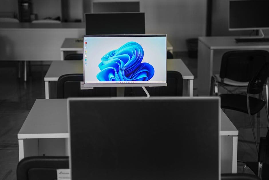 Desk Booking Systems: How They Work and What to Look For