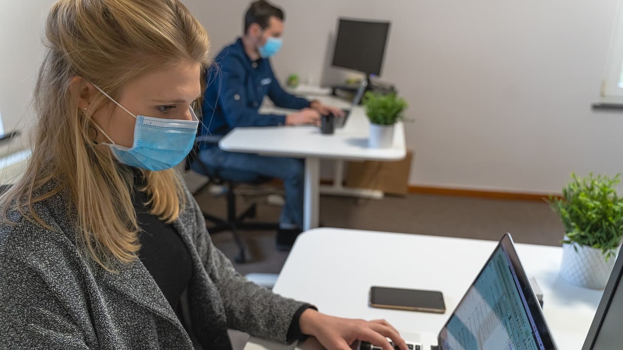 Workplace Social Distancing: Tools and Strategies for a Safe Office