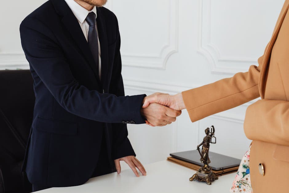 Mastering Vendor Management: A Guide for Workplace Leaders